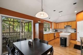 Cozy Home in The Woodlands - 3