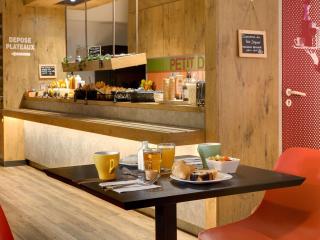 Hotel Ibis Budget Montpellier Centre Millenaire - - Montpellier - 0