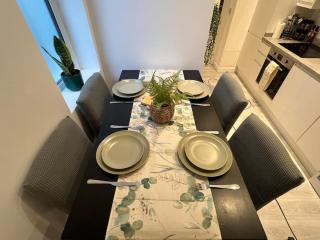 Spacious 3 Bed Apt in N3, Near Alexandra Palace - Hendon - 6