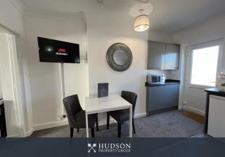 Modern 1 Bedroom Apartment in Telford - 3