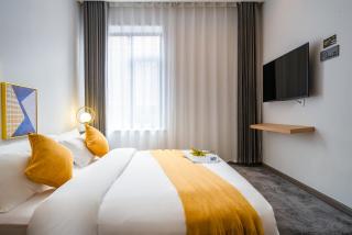 无华翰诺思酒店西安钟鼓楼大唐不夜城大差市地铁站店 - 2