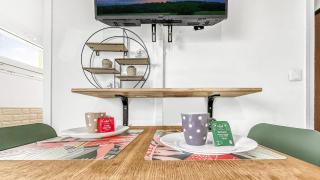 HOMEY MOSA - Au pied du Tram - Proche centre - Balcon Privé - Wifi et Netflix - Annemasse - 1