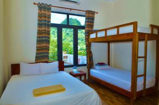 YoLo Pool Bar Villas & Garden Restaurant - Phong Nha - 3