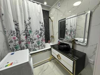 Трехкомнатная квартира Отау сити - Shymkent - 2