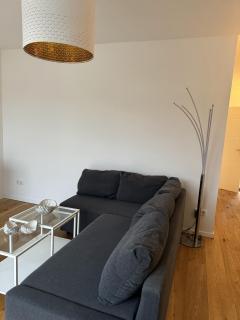 Modern Apartments with Kitchen & Balcony Dining - Ratingen - 9