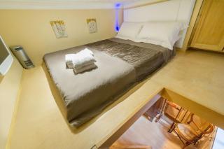 The Vintage - Fitzrovia - by Frankie Says - 9