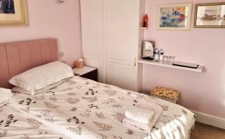 The Witterings Bed and Breakfast - Chichester - 8