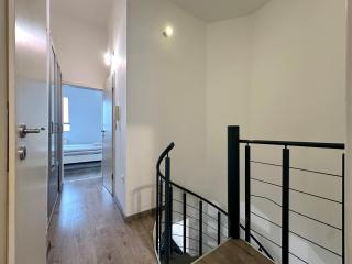 FREE PARKING - Stargate Budapest - 5