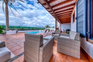 Villa Arena Blanca with Private Pool and BBQ By Lanzarote Vacation Homes - Playa Blanca - 7