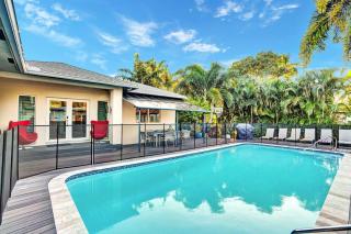 Ultimate Retreat 6BR & 3BA Villa near Beach - Dania Beach - 9