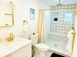Coral Breeze - Remodeled Pool Game room for 8! - Cape Coral - 7