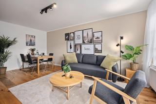 EDLER WOHNRAUM Luxuriöses Apartment mit Balkon, Boxspringbett, Kaffeevollautomat, Lift & Parkplatz - Chemnitz - 9