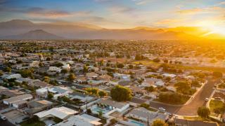Cozy Retreat with Pool, BBQ and Fire Pit - Indio - 6