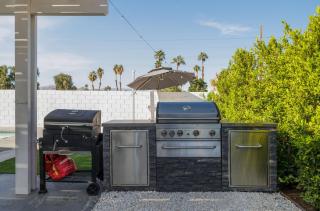 Desert Dream Getaway with Private Pool BBQ - Indio - 6