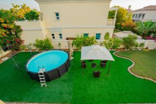 Beautiful 2BR Villa in JVT - Dubai - 2