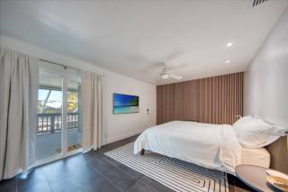 Tampa Waterfront 3BR w Pool Dock DanderFree - 8