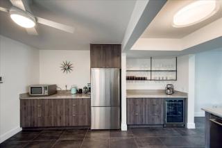 Luxury Waterfront Heated Pool & Dock Dander-Free - 3