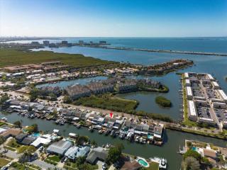 Luxury Waterfront Heated Pool & Dock Dander-Free - 5