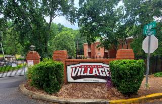 Walkable to Sanford Stadium or downtown - Athens - 1