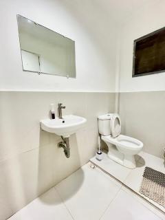 3-Bedroom Cozy Home in Downtown CDO with Balcony - 8