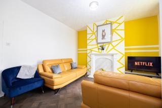 Family Stay on Barnes Street - Clayton le Moors - 3