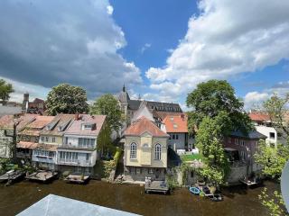 goldlounge Modernes Apartment an der Krämerbrücke, Altstadt by Architekturplus und waissgold - Erfurt - 3