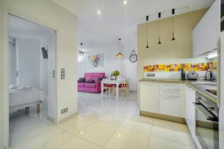 2 PIECES MODERNE 8 mn du Palais A1B238 - Cannes - 1