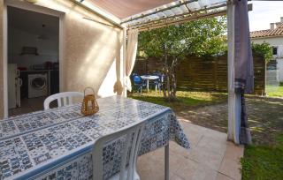 Awesome Home In Prunelli-Di-Fiumorbo - Prunelli-di-Fiumorbo - 3