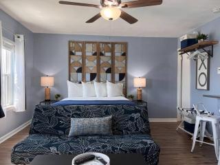 The Mark at Surfside #5 - 7