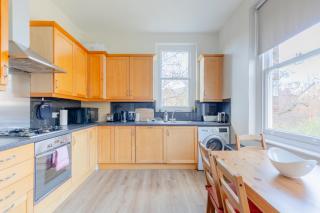 Tasteful 2BD Flat in Listed Building Maida Vale - London - 9