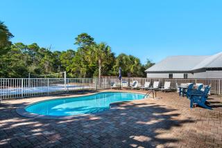 Beach Retreat - Destin - 5