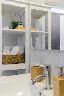 Beautiful lighted 1 bedroom apt with big balcony! - Tel Aviv - 2