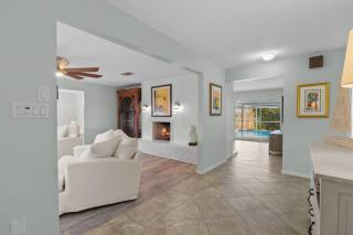 Waterfront Villa Retreat I Perfect Escape - North Fort Myers - 7