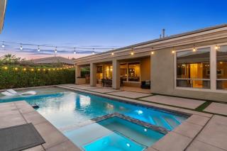 Sunset Palms by VARE PoolSpa BBQ Fire Pit at Montage - Indio - 4