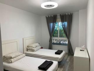 Modern 1 bed apartment in Estepona Port beach & pool - Estepona - 3