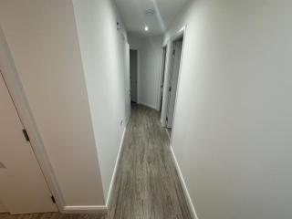 Contemporary 1 bed, City Centre - 2