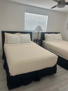 ULTRA peaceful 2 bedroom beach&boardwalk apartment - Hollywood - 6