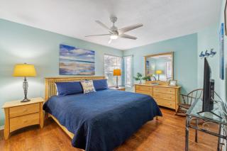 Seaside condo at Old Fenimore Mill - 6