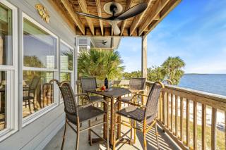 Seaside condo at Old Fenimore Mill - 4