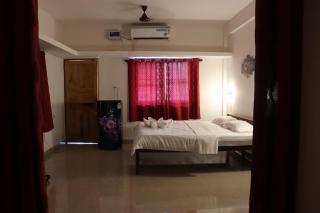 REST POINT GUEST HOUSE AND APPARTMNTs - 1