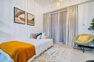 Spacious 1BR Sleeps 4,Pool, Gym and Rooftop Terrace - 4