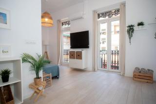Apartamento acogedor frente a Torres de Serrano - Valencia - 0