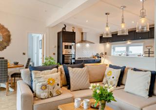 Kingfisher Lodge - 6