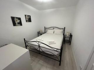Typical Bica Apartment - Lissabon - 1