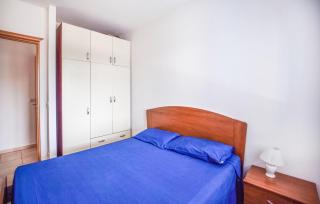 1 Bedroom Cozy Apartment In Isca Marina - 7
