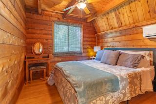 Rustic Fancy Gap Vacation Rental with Fire Pit - Fancy Gap - 1