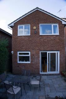 Entire 3-bed house near Cheltenham racecourse and town - - 4