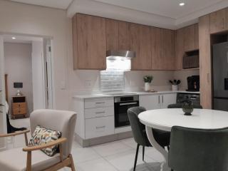 222 Terrace Sandton Gate Luxury Apartment - Johannesburg - 4
