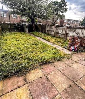 3 Double Bedrooms, Lancashire Townhouse, Free Parking - 1