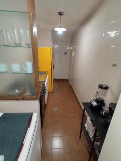 Apartamento luminoso y moderno, con vista a la Plaza 1 de Mayo - 2